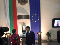 Бъчварова постави рекорд по предаване на поста си