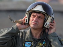 ГЕРБ контраатакува: И те като БСП издигат пилот, бил колега на Радев!