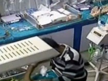 Шокиращо: Болничен служител счупи крачето на новородено бебе, защото…плачело (СНИМКИ/ВИДЕО)