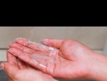 Следващия път, когато се къпете, непременно го направете: шепа сол е способна на чудеса!