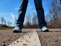 Еврика! Учени откриха защо ходенето ни кара да се чувстваме добре