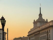 Голяма финансова секира за всички мераклии да живеят в София