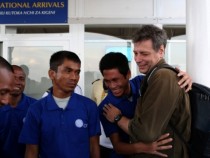 Освободените от сомалийските пирати „ходещи мъртъвци“ направиха потресаващи разкрития