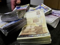 Колко българи работят на минимална заплата?