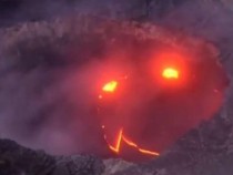 Вулканът Шивелуч изригна, изхвърли стълб пепел на височина 6,5 километра